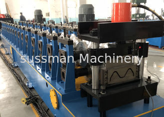 जस्ती डब्ल्यू बीम एक्सप्रेसवे धातु रोल बनाने की मशीन 22 किलोवाट हाइड्रोलिक डेकोइलर